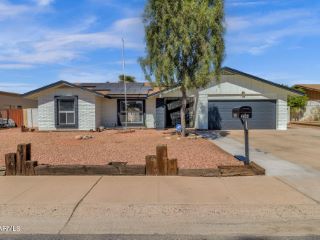 Foreclosed Home - 4028 W SHARON AVE, 85029