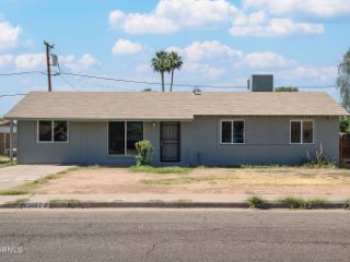 Foreclosed Home - 3637 W ORANGEWOOD AVE, 85051