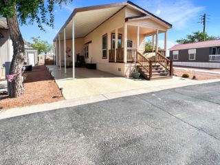 Foreclosed Home - 1700 W SHIPROCK ST, 85120
