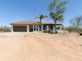 Foreclosed Home - 10210 N Bougainvilla Dr, 85122