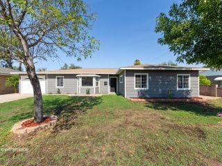 Foreclosed Home - 426 N Olive, 85203