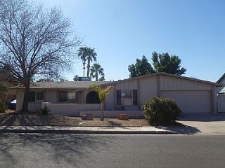 Foreclosed Home - 929 W MESETO AVE, 85210