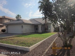 Foreclosed Home - 245 S SPRINGS DR, 85225