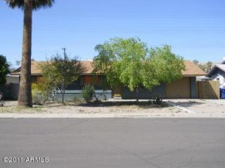 Foreclosed Home - 2820 S DROMEDARY DR, 85282