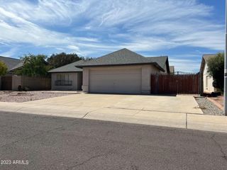 Foreclosed Home - 6227 W NORTH LN, 85302