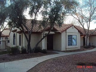 Foreclosed Home - TWNHS, 85345