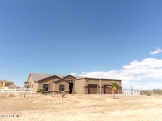 Foreclosed Home - 25708 W DOVE WING WAY, 85361