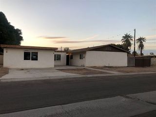Foreclosed Home - 1820 S MAGNOLIA AVE, 85364