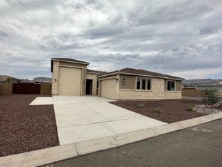 Foreclosed Home - 14600 E 42ND PL, 85367