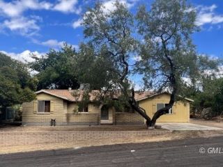 Foreclosed Home - 633 W SUPERSTITION CIR, 85501