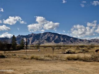 Foreclosed Home - 45 E COCHISE WAY, 85606