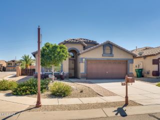 Foreclosed Home - 373 W CALLE PATIO LINDO, 85629