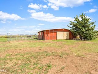 Foreclosed Home - 55 CURLY HORSE RANCH RD, 85637