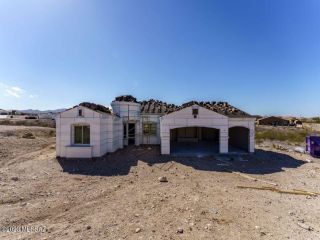 Foreclosed Home - 1529 N BLAZING SADDLE RD, 85641