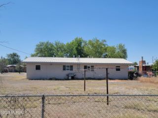 Foreclosed Home - 451 N CURTIS AVE, 85643
