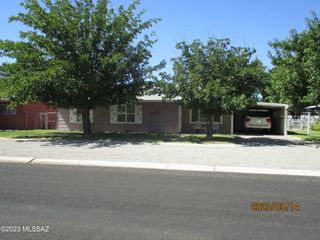 Foreclosed Home - 432 N COCHISE AVE, 85643