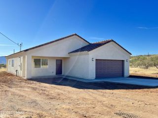 Foreclosed Home - 1901 CIRCULO MEXICALI, 85648