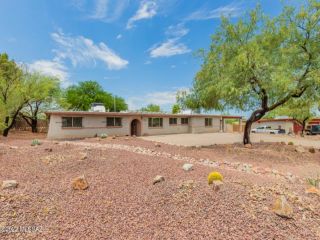Foreclosed Home - 7841 N PASEO MONSERRAT, 85704