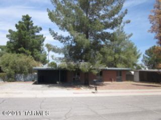 Foreclosed Home - 8125 E 4TH PL, 85710