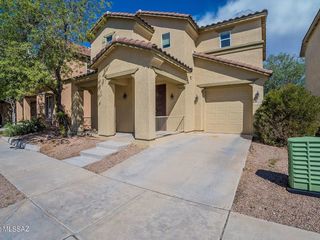 Foreclosed Home - 1043 S PANTANO OVERLOOK DR, 85710