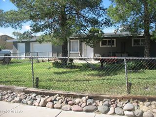 Foreclosed Home - 4633 E 28TH ST, 85711