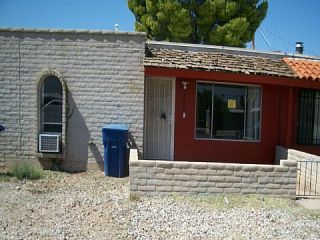 Foreclosed Home - 2704 S LANDS END RD, 85713
