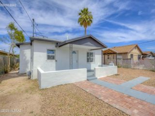 Foreclosed Home - 219 E PALMDALE ST, 85714