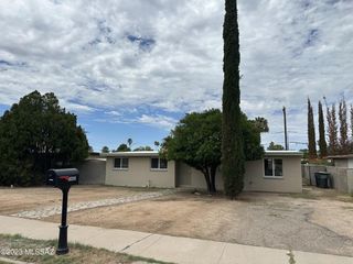 Foreclosed Home - 3460 S MANN AVE, 85730