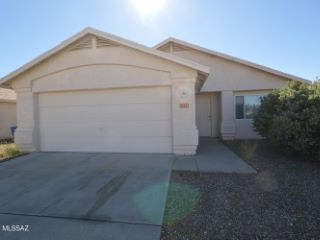 Foreclosed Home - 6458 E CYCLONE DR, 85730