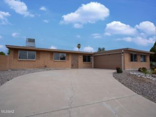 Foreclosed Home - 9761 E CREEK ST, 85730