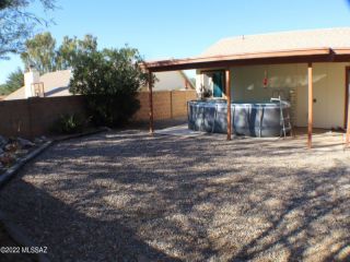 Foreclosed Home - 1401 W CANYON SHADOWS LN, 85737