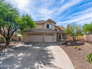 Foreclosed Home - 1985 W DESERT HIGHLANDS DR, 85737