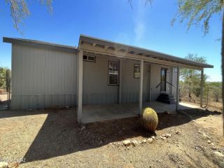 Foreclosed Home - 13210 W TRAIL DUST RD, 85743