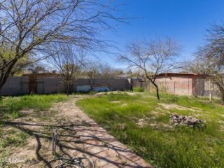 Foreclosed Home - 1137 N YUCCA ST, 85745