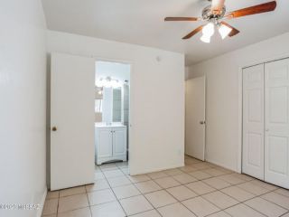 Foreclosed Home - 510 N IROQUOIS AVE, 85745