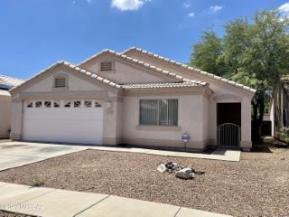 Foreclosed Home - 2379 W SILVER RIVER WAY, 85745