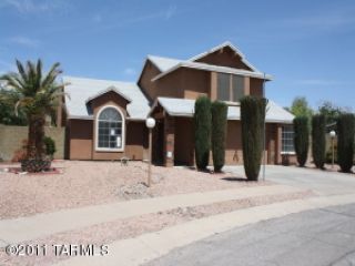 Foreclosed Home - 7502 S PLACITA DE LA SOMBRA, 85746