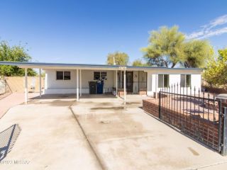 Foreclosed Home - 7063 S CABOT PL, 85756