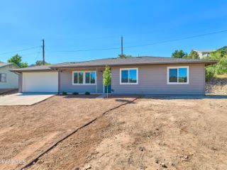 Foreclosed Home - 4620 E CATHERINE DR, 86301
