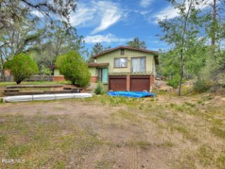 Foreclosed Home - 1970 W IRON SPRINGS RD, 86305