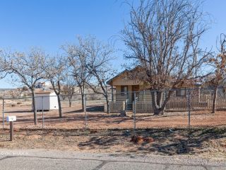 Foreclosed Home - 1335 S Eastern Dr, 86325
