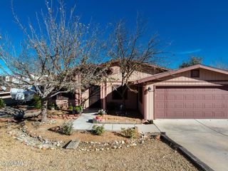 Foreclosed Home - 2371 S RIO VERDE DR, 86326