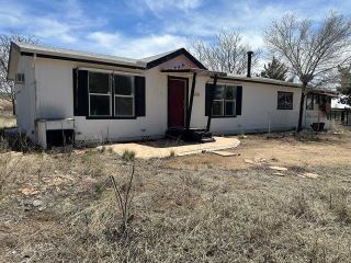 Foreclosed Home - 8895 S DONALD TRL, 86332