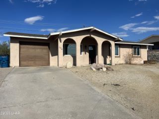 Foreclosed Home - 174 ACOMA BLVD N, 86403