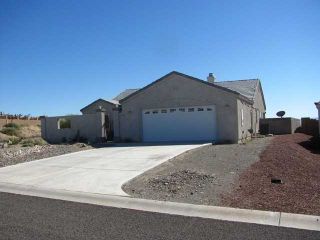 Foreclosed Home - 2418 E SHOSHONI RD, 86426