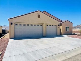 Foreclosed Home - 4893 S MESA VERDE DR, 86426