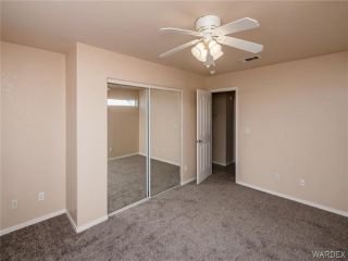 Foreclosed Home - 5753 S DESERT LAKES DR, 86426