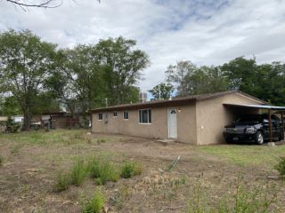 Foreclosed Home - 4032 DONALD RD SW, 87105
