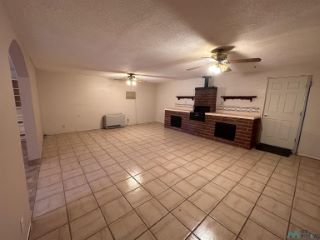 Foreclosed Home - 104 E HOLLY ST, 88030