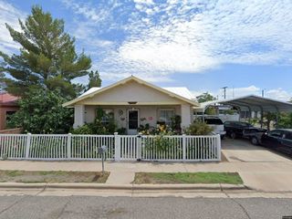 Foreclosed Home - 320 E 7TH ST, 88045